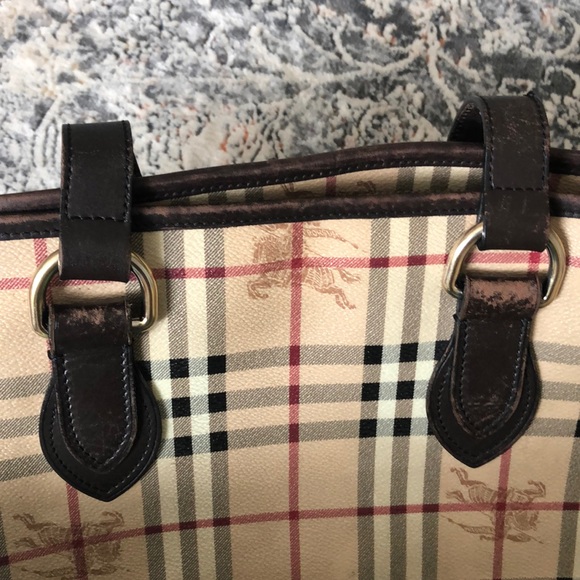 Authentic Burberry Bag - Picture 10 of 16